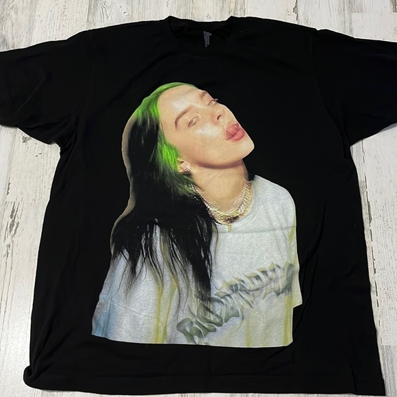 Tops - Billie Eilish tee size L